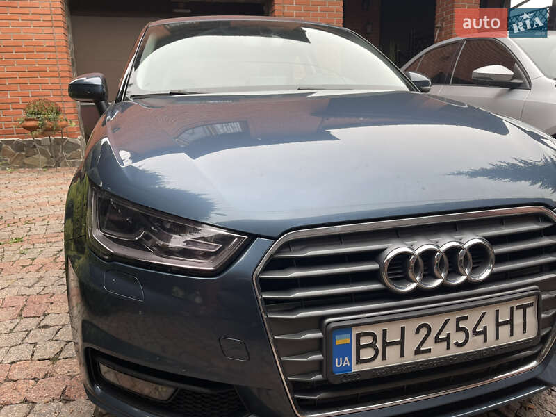 Хэтчбек Audi A1 2015 в Одессе