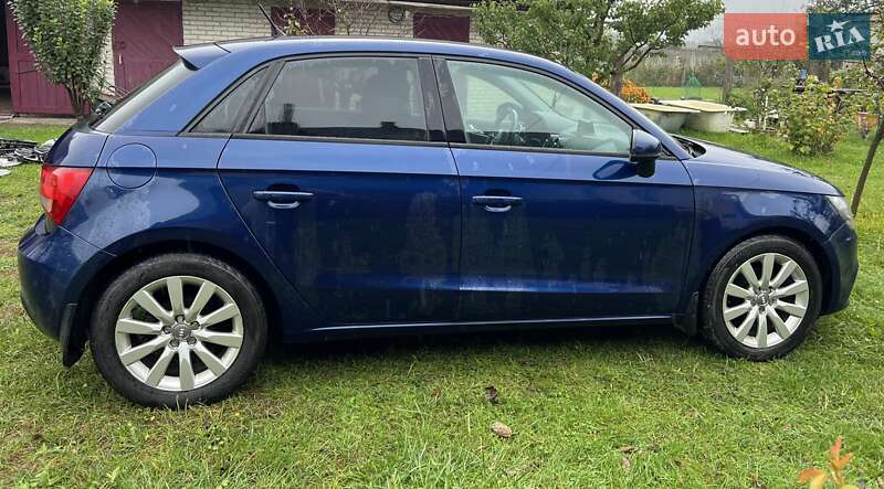 Хэтчбек Audi A1 2012 в Камне-Каширском