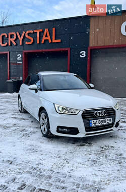 Хэтчбек Audi A1 2015 в Киеве