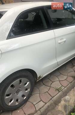 Универсал Audi A1 2012 в 