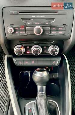 Хэтчбек Audi A1 2010 в 