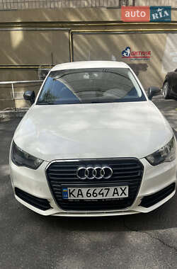 Хэтчбек Audi A1 2013 в 