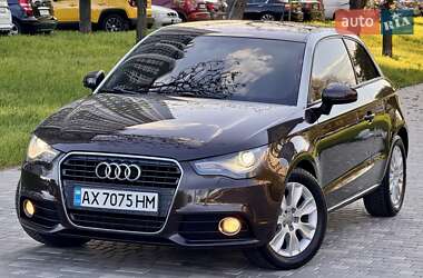 Хэтчбек Audi A1 2011 в 