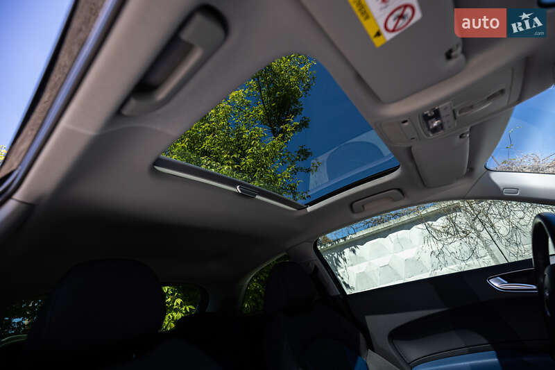 Хэтчбек Audi A1 2015 в Киеве