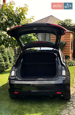 Хетчбек Audi A1 2011 в 