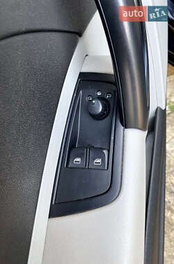 Хетчбек Audi A1 2011 в 