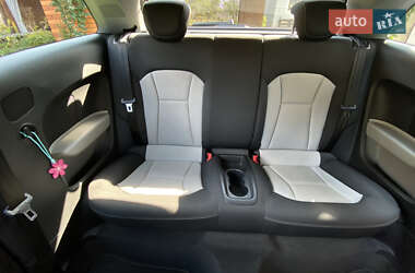 Хетчбек Audi A1 2011 в 