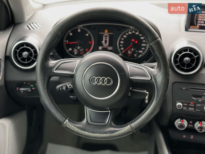 Хетчбек Audi A1 2013 в Шептицькому