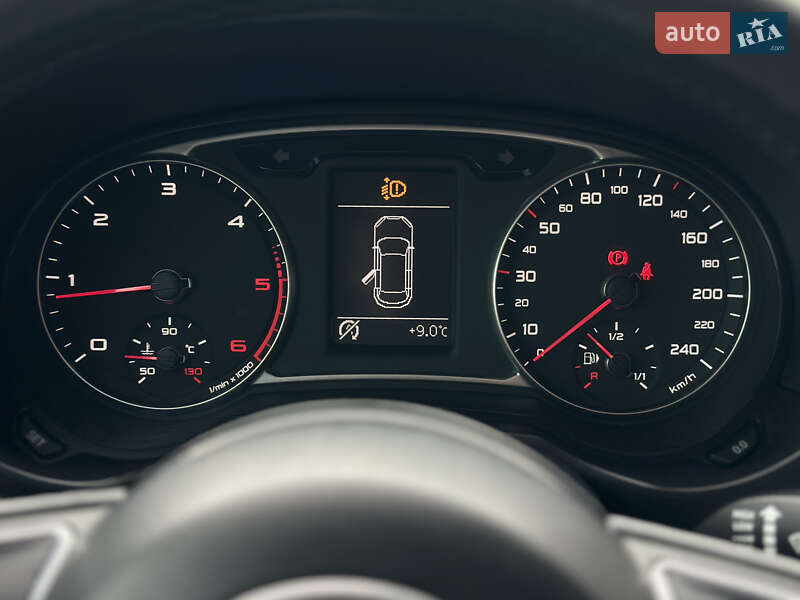 Хетчбек Audi A1 2013 в Шептицькому