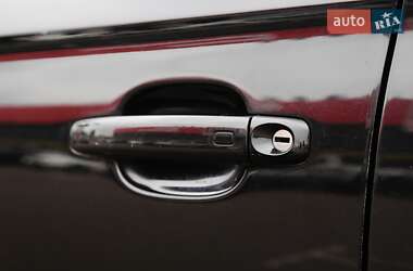 Хэтчбек Audi A1 2012 в 