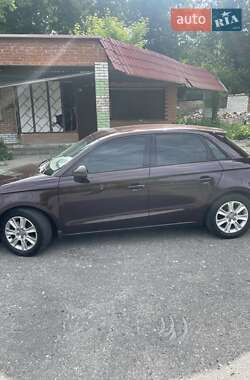Хэтчбек Audi A1 2013 в 