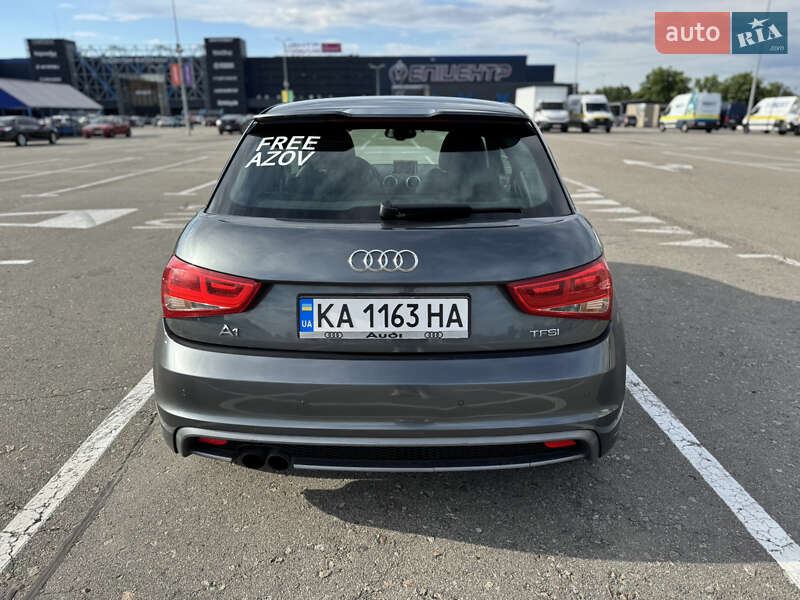 Хэтчбек Audi A1 2011 в Киеве