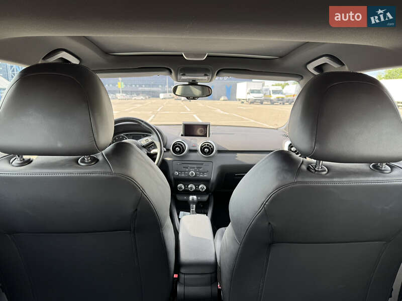 Хэтчбек Audi A1 2011 в Киеве