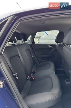 Хэтчбек Audi A1 2013 в 