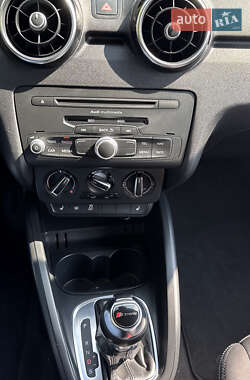 Хэтчбек Audi A1 2011 в 