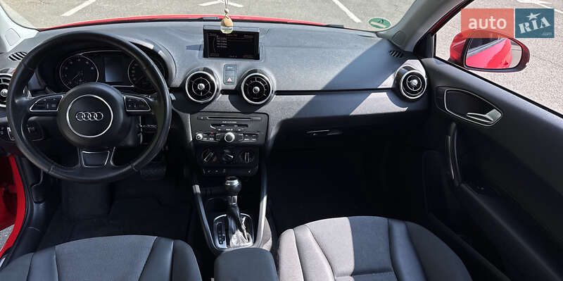Хэтчбек Audi A1 2011 в Одессе
