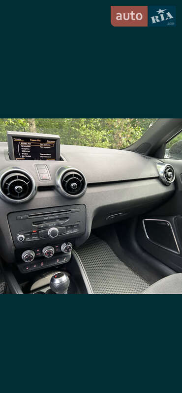Хэтчбек Audi A1 2011 в Умани