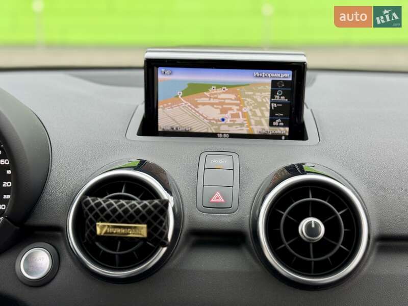 Хэтчбек Audi A1 2015 в Киеве