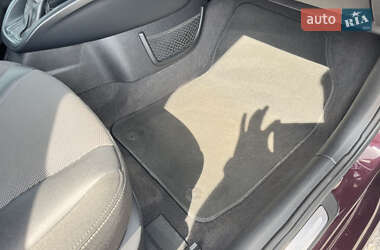 Хэтчбек Audi A1 2011 в 