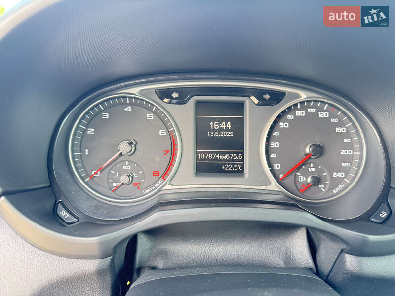 Хэтчбек Audi A1 2011 в Ужгороде