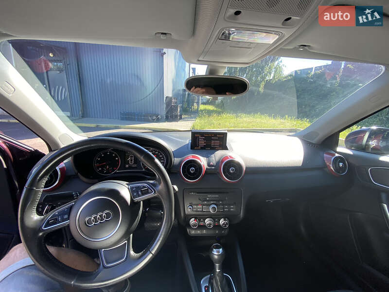 Хэтчбек Audi A1 2011 в Ужгороде