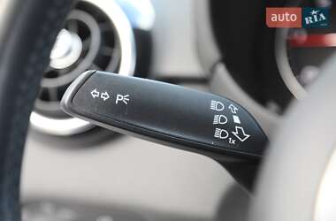 Хэтчбек Audi A1 2015 в 