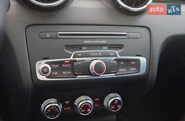 Хэтчбек Audi A1 2015 в 