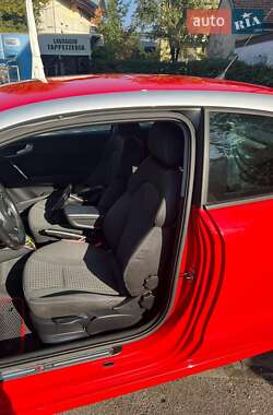 Хэтчбек Audi A1 2011 в 