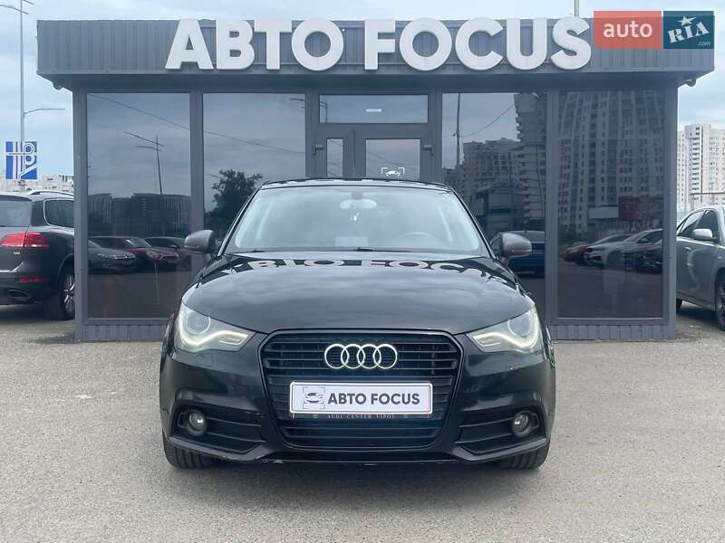 Хэтчбек Audi A1 2011 в Киеве