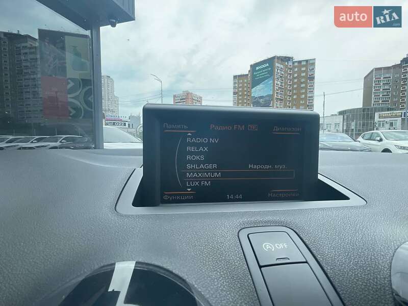 Хэтчбек Audi A1 2011 в Киеве