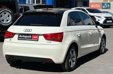Хэтчбек Audi A1 2014 в 