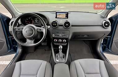 Хэтчбек Audi A1 2015 в 