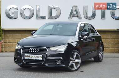 Хэтчбек Audi A1 2010 в 