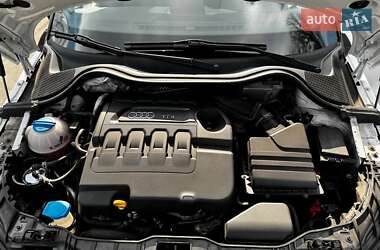 Хэтчбек Audi A1 2015 в 