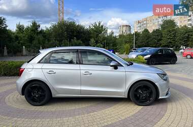 Хэтчбек Audi A1 2013 в 