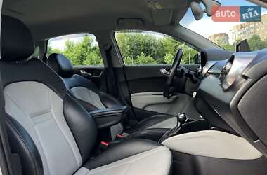 Хэтчбек Audi A1 2013 в 