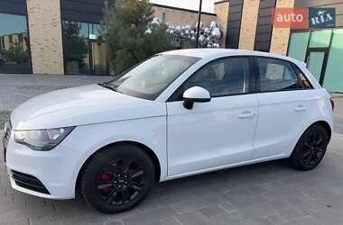 Хэтчбек Audi A1 2013 в 