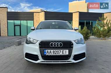 Хэтчбек Audi A1 2013 в 
