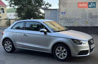 Хэтчбек Audi A1 2011 в Одессе