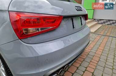 Хетчбек Audi A1 2012 в 