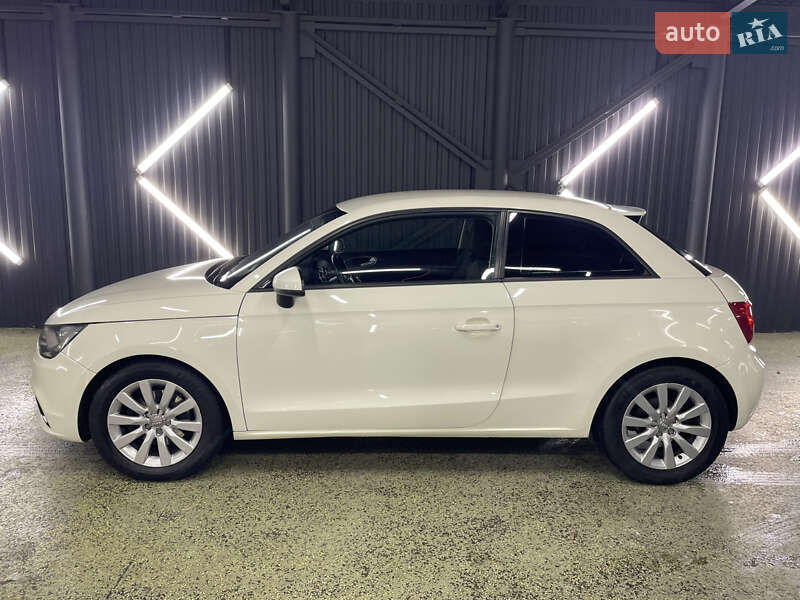 Хэтчбек Audi A1 2011 в Кривом Роге
