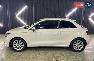 Хетчбек Audi A1 2011 в 