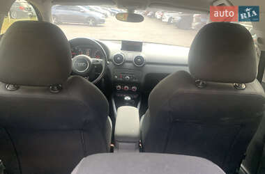 Хетчбек Audi A1 2012 в 