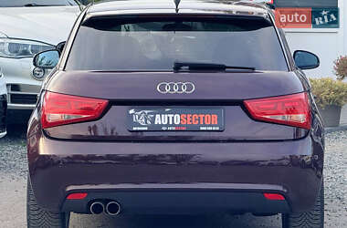 Хэтчбек Audi A1 2011 в 