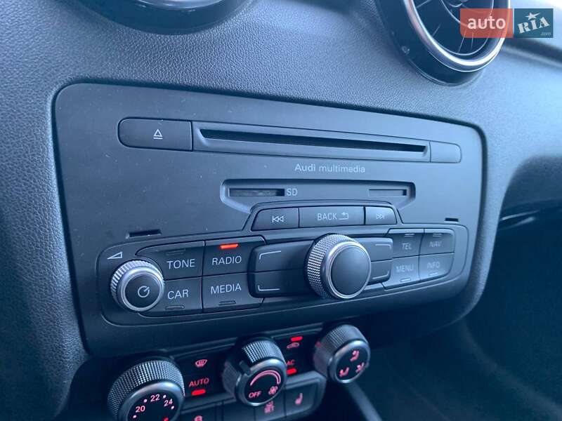 Хэтчбек Audi A1 2011 в Киеве