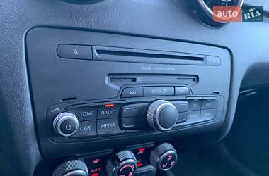 Хетчбек Audi A1 2011 в 