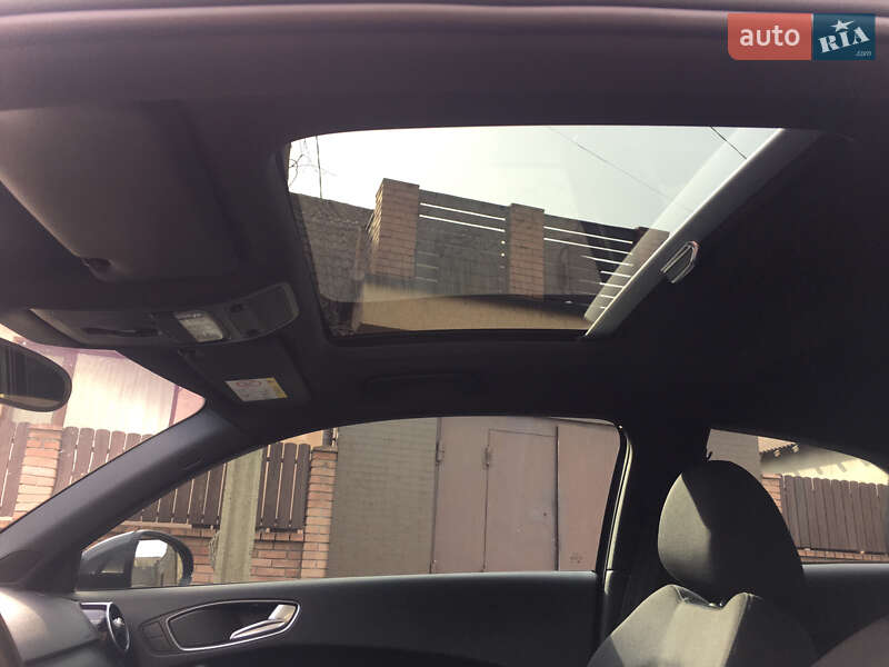 Хэтчбек Audi A1 2015 в Каменском