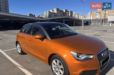 Хетчбек Audi A1 2013 в 