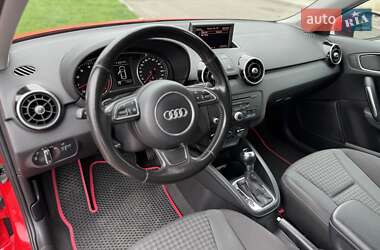 Хетчбек Audi A1 2011 в 