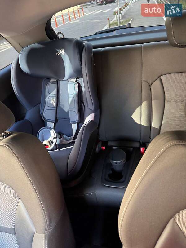 Хэтчбек Audi A1 2015 в Киеве фото 14 Хэтчбек Audi A1 2015 в Киеве
